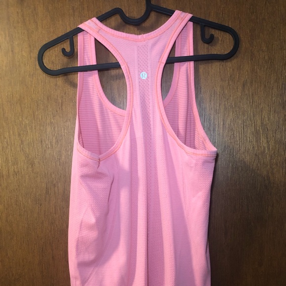 Swiftly Tech Racerback Tank Top - Picture 5 of 10